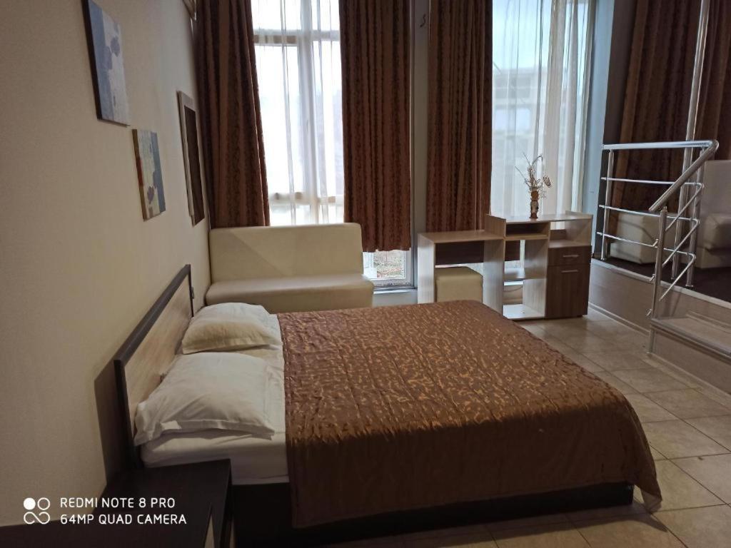Apartments Danita & Restaurant&Pool Bar Warna Zewnętrze zdjęcie